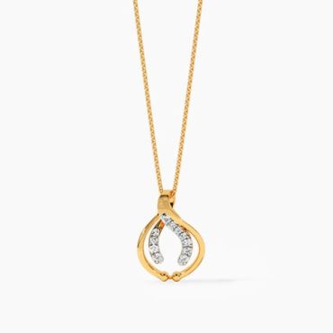 Shiny Sneak 9 KT Yellow Gold Diamond Pendant